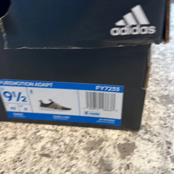 Adidas pure motion adapt size 91/2, black with leopard - Picture 4 of 5